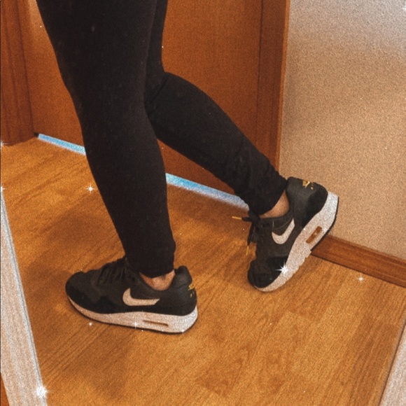 Nike Air Shoes. - Picture 8 of 8